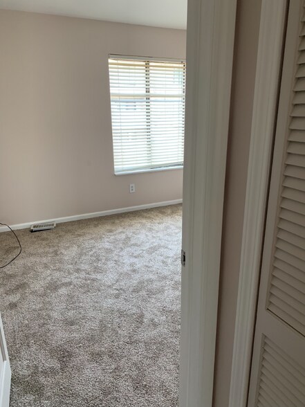 Building Photo - 2983 Chapshire Dr SE