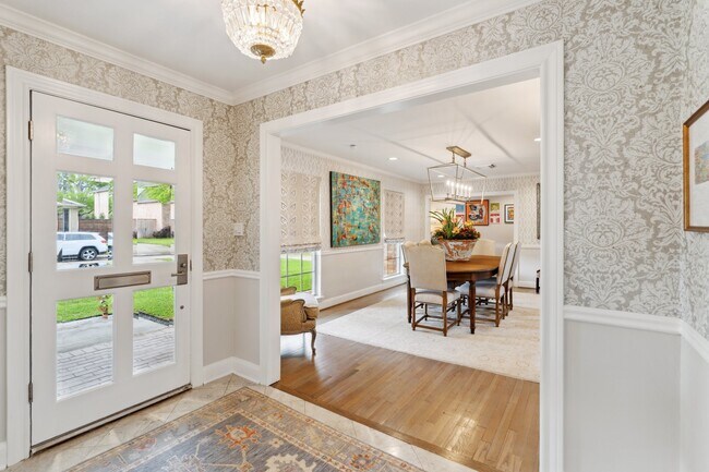 Building Photo - 6158 Burgoyne Rd