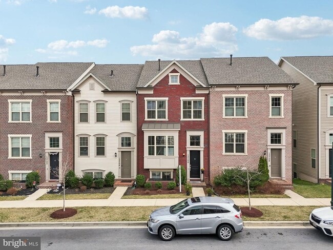 Building Photo - 13706 Petrel St
