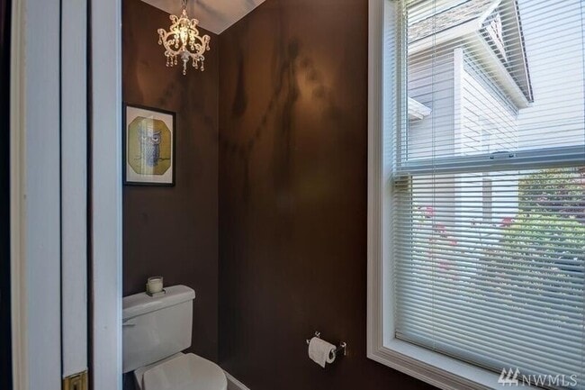 Building Photo - 7019 Jones Ave NW