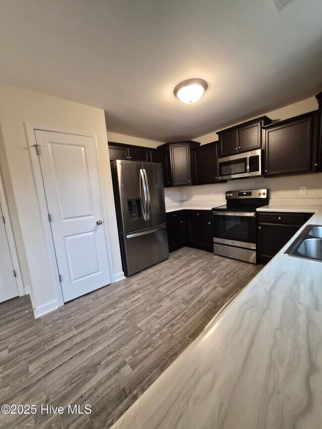 Building Photo - 616 Riggs Rd