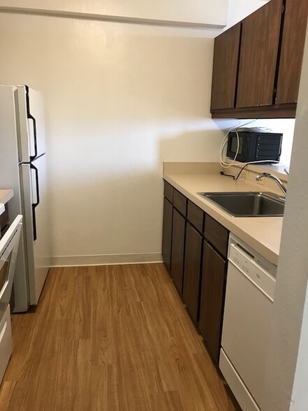 Kitchen - 98-500 Koauka Loop