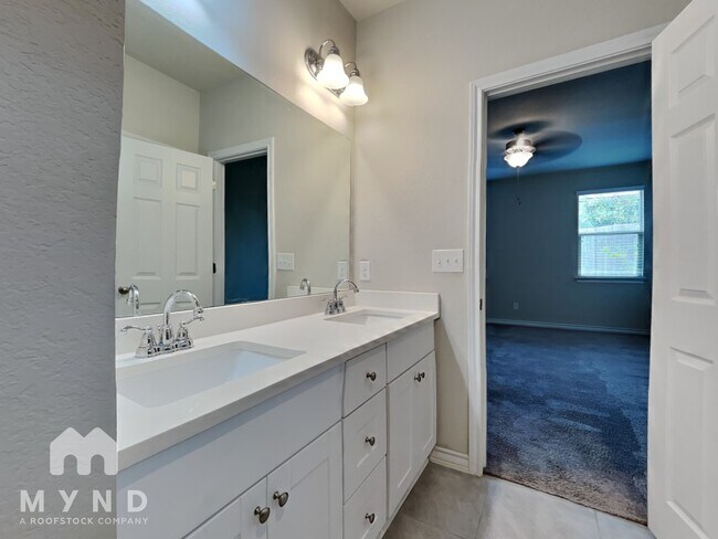 Building Photo - 1332 Eagle Ridge Trail