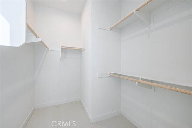 Building Photo - 609 S Lyon St