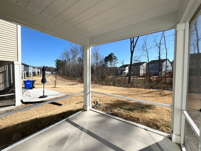 Building Photo - Stunning 4BD, 3BA Durham Home within Close Proximity to RDU Airport, Brier Creek, and Downtown Du...