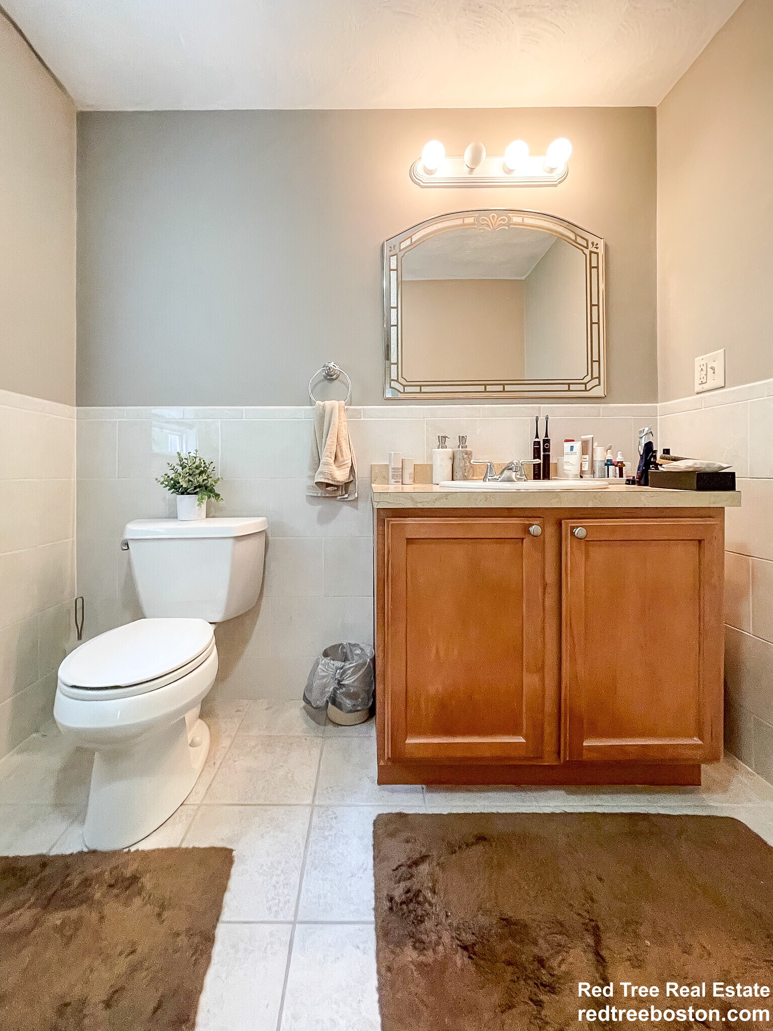 Building Photo - 496 Lebanon St