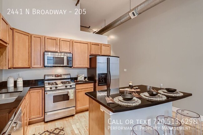 Building Photo - 1-Bedroom Loft in Silver State Lofts – Pri...