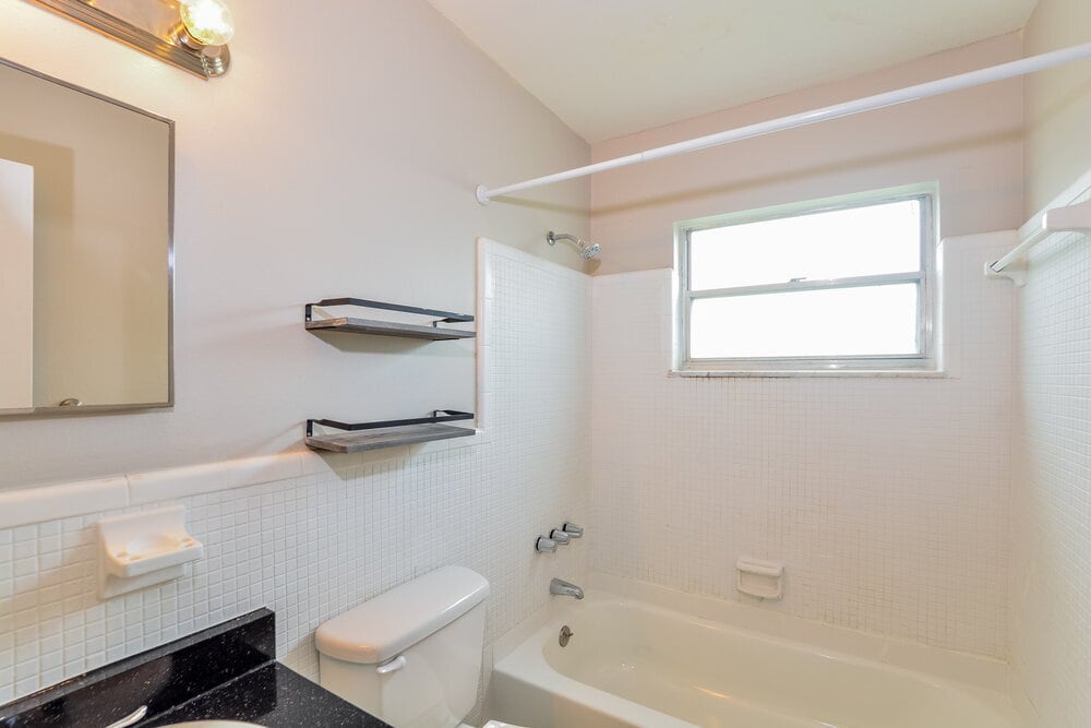 Building Photo - 10945 Tangora St