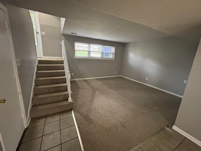 Building Photo - 1179 Tatesbrook Dr