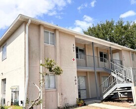 Building Photo - P-105c
