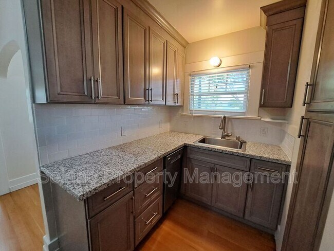 Building Photo - 1938 3rd St