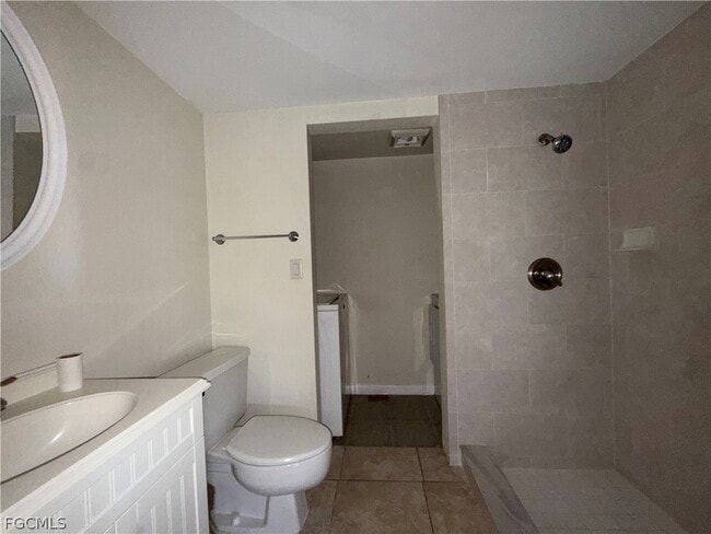 Building Photo - 1520 Park Meadows Dr