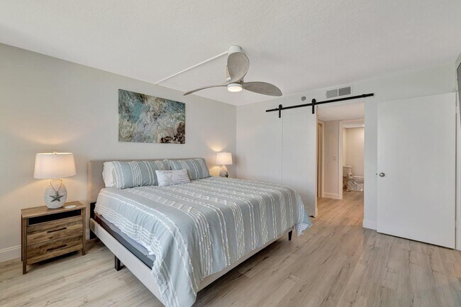 Building Photo - 3100 N Hwy A1A