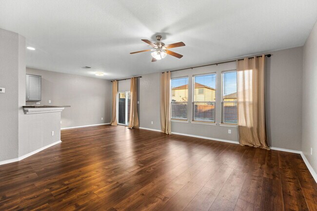 Building Photo - 4342 Safe Hbr