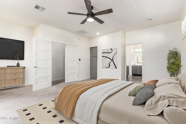 Building Photo - 1270 E Curry Rd