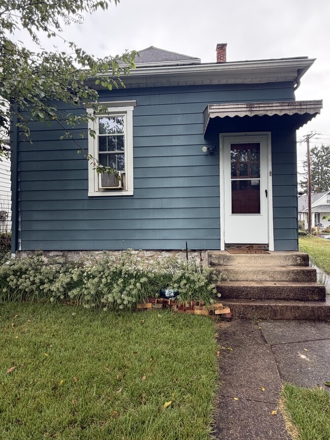 Building Photo - 56 S 18th St