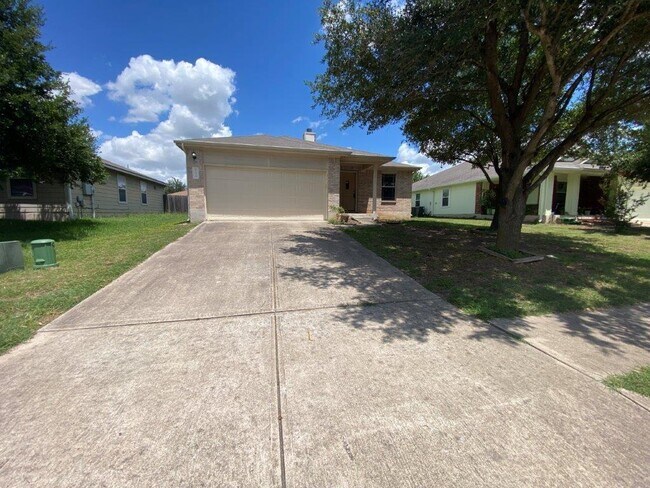 Primary Photo - 124 Easy St