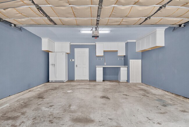 Building Photo - 38 Wineberry Pl