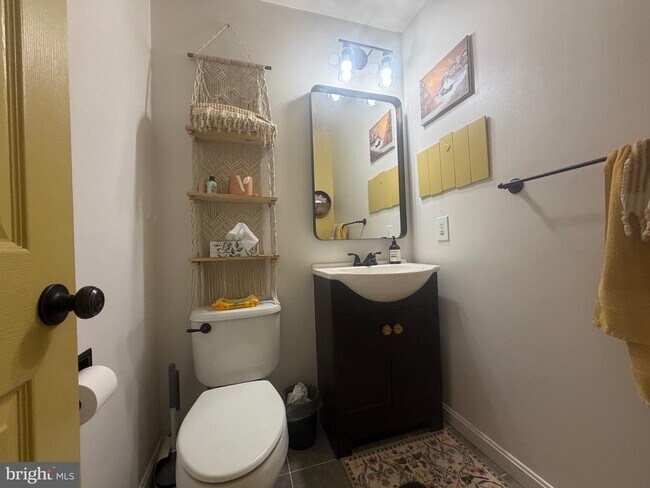 Building Photo - 1703 Aldin Ct