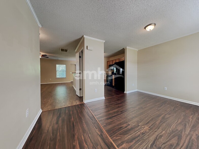 Building Photo - 103 Eagle Ridge Rd