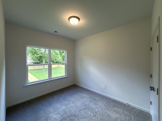 Building Photo - T.R. Lawing Property