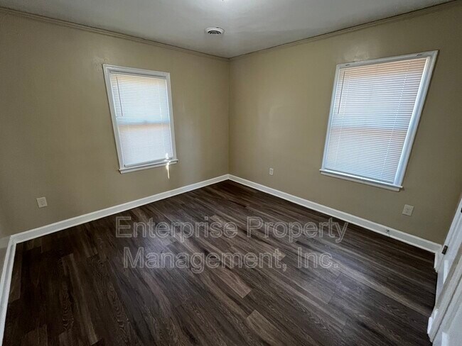 Building Photo - 3147 Northgate St