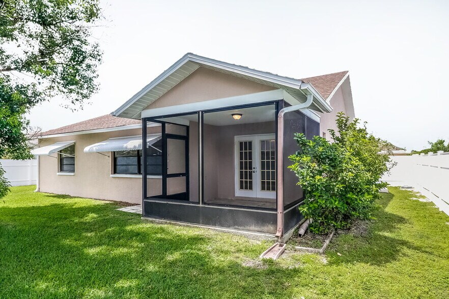 Building Photo - 4726 Addax Dr