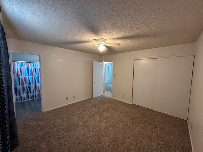 Building Photo - 4352 W 18th St