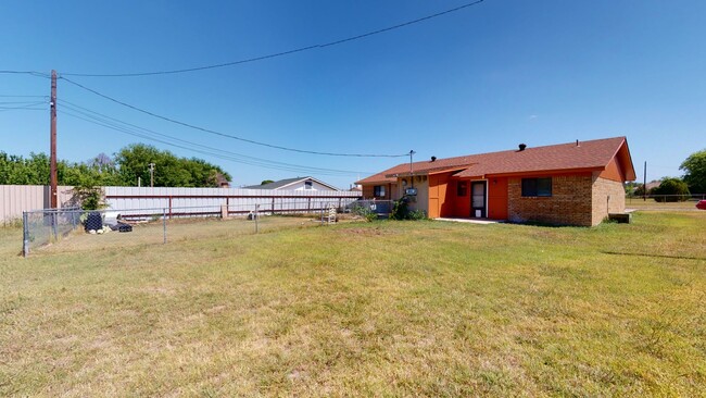 Building Photo - Awesome duplex in Harker Heights