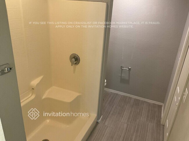 Building Photo - 3924 Talon Crest Dr