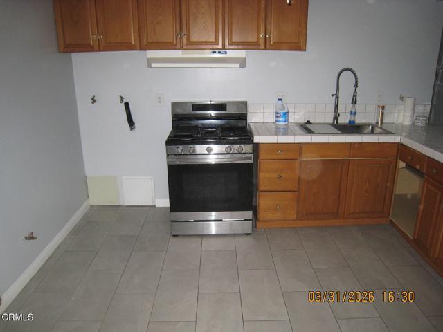 Building Photo - 771 Blaine Ave