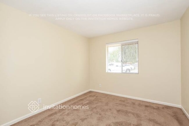 Building Photo - 8615 N 36th Ave