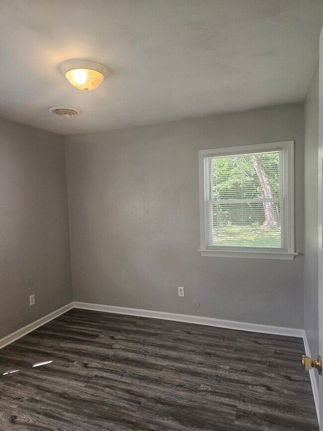 Building Photo - 1489 Morgan Dr