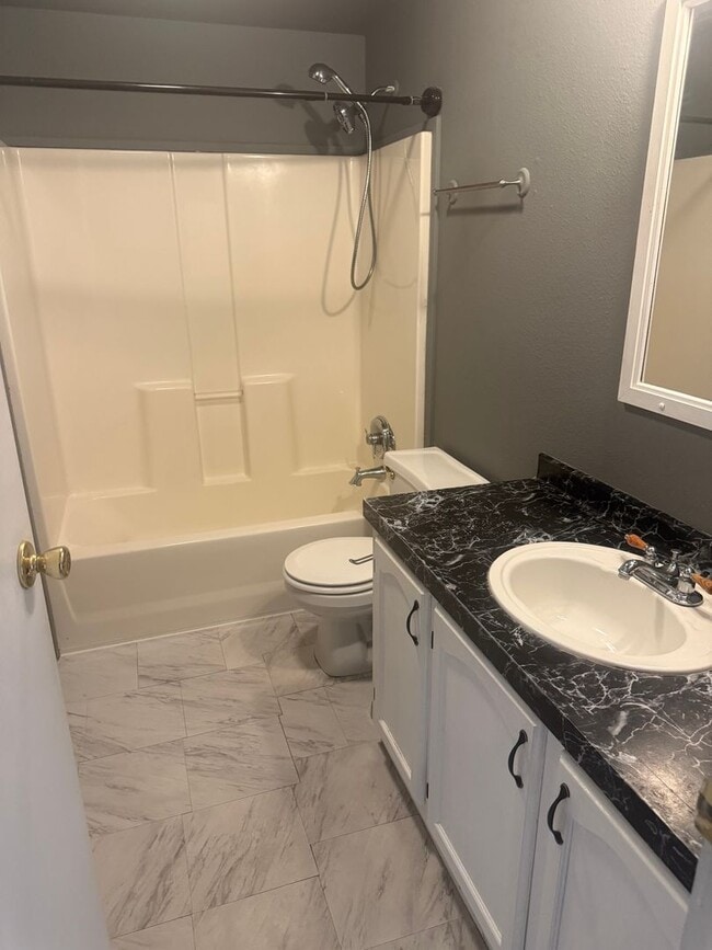 Building Photo - Mount Vernon 3 Bedroom