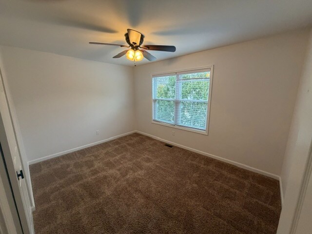 Building Photo - 4706 McIlroy Dr