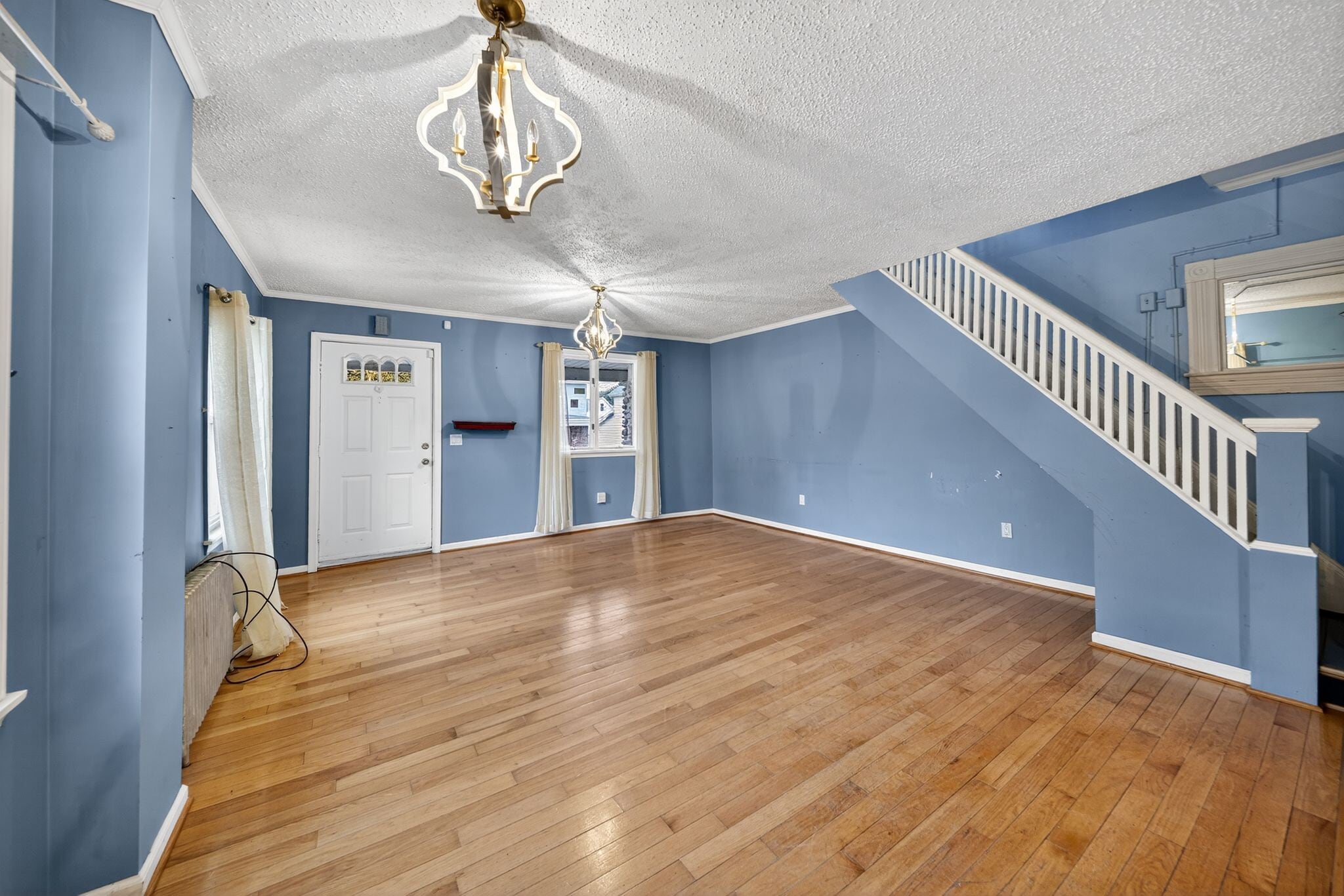 Building Photo - 2035 Delaware St