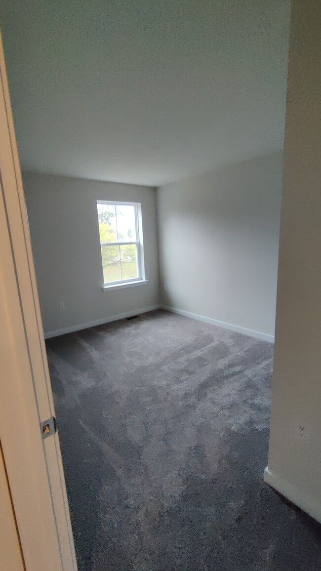 Building Photo - 306 Bennetts Ct