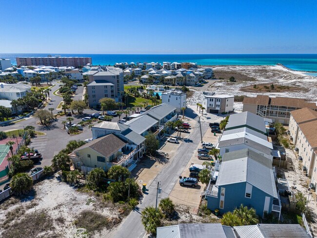 Building Photo - 16 Gulf Breeze Ct