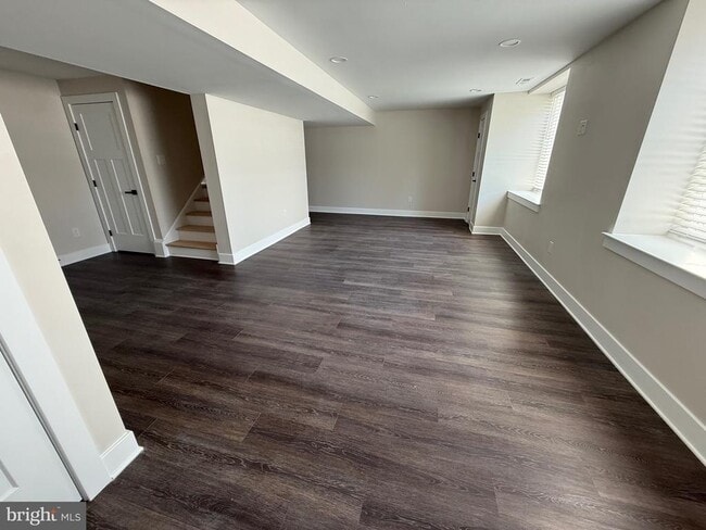 Building Photo - 114 Isabella Dr