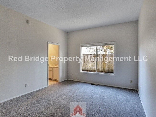 Building Photo - 2356 SW 214th Pl