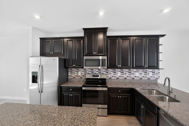 Building Photo - 7023 Mahant Way