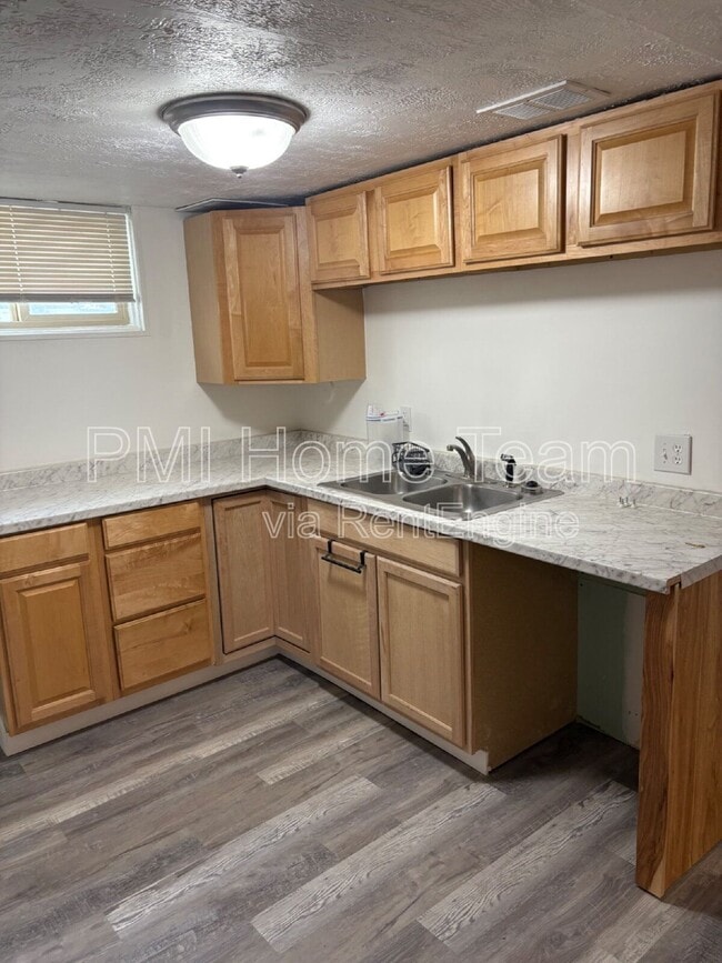 Building Photo - 732 Campbell Heights