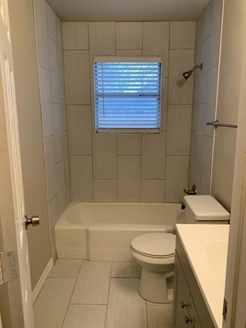 Building Photo - 327 Andover Dr