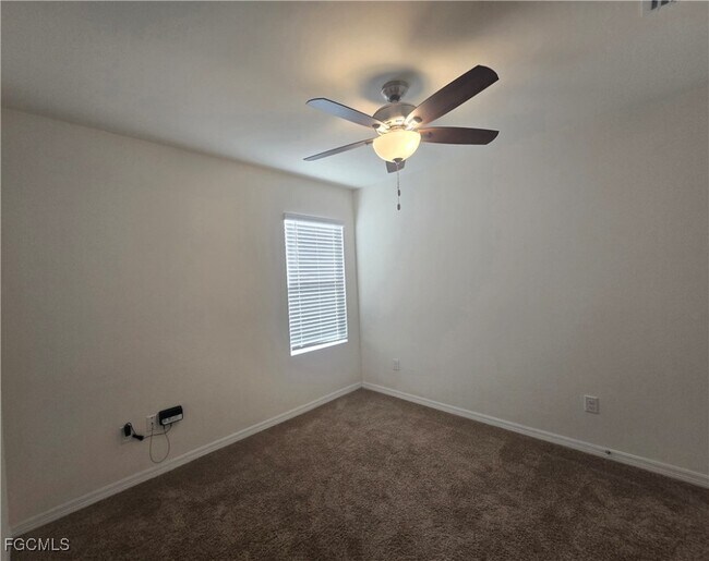 Building Photo - 1230 NW 19th St