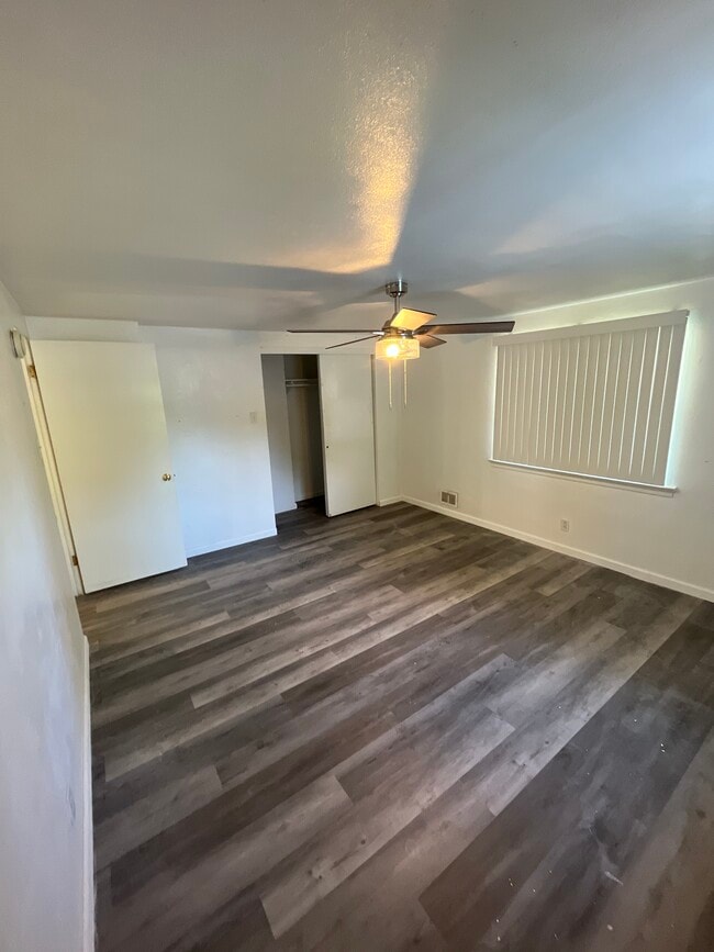 Bed Room 1 - 210 Howard Dr