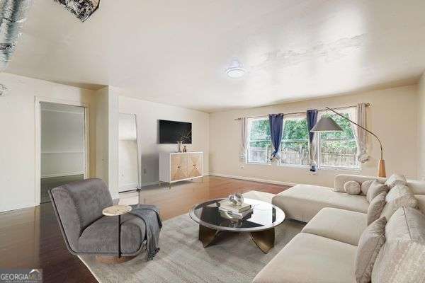 Building Photo - 700 Kirkly Way