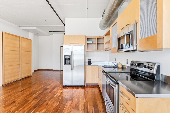 Building Photo - Available NOW!! Avenue Lofts Studio