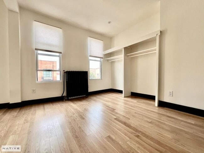 Building Photo - 3 bedroom in BROOKLYN NY 11220