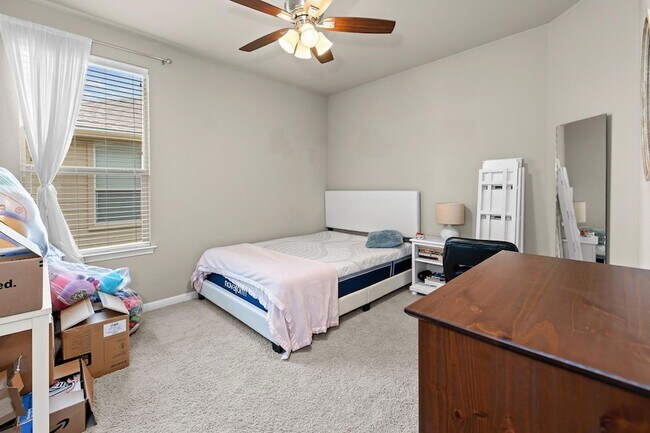 Building Photo - 7317A Colina Vista Loop