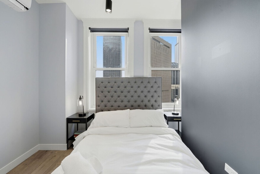 Building Photo - 417 S Dearborn St